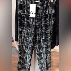 Zara pants! Beautiful! Black and white size XS